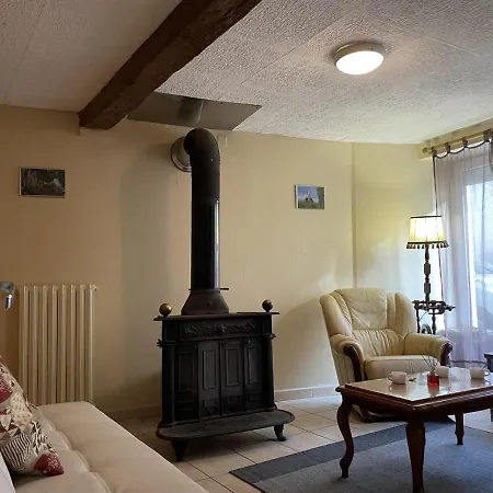 Maison Rustique Avec Poele A Bois, Proche Montagnes & Activites De Plein Air, Animaux Acceptes - Fr-1-489-52 Holiday home